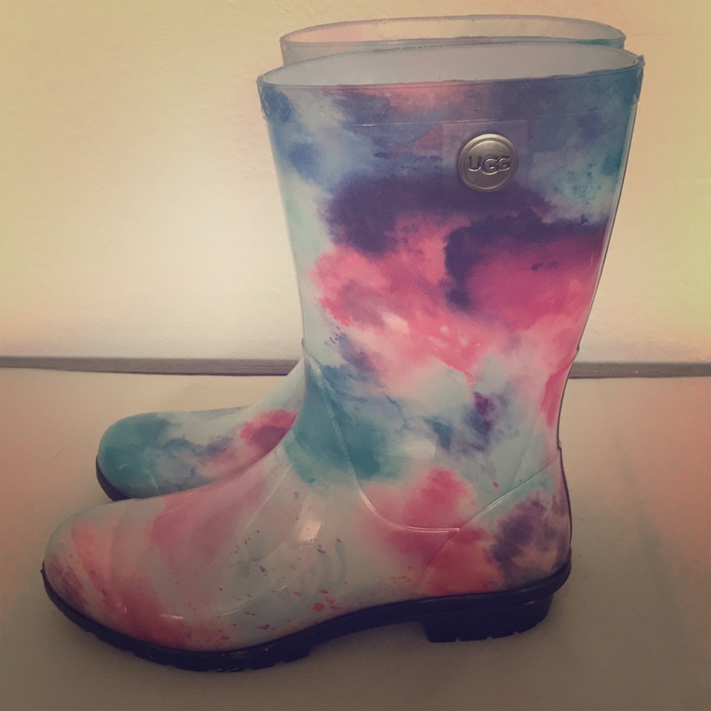 Ugg rain boots ☔️